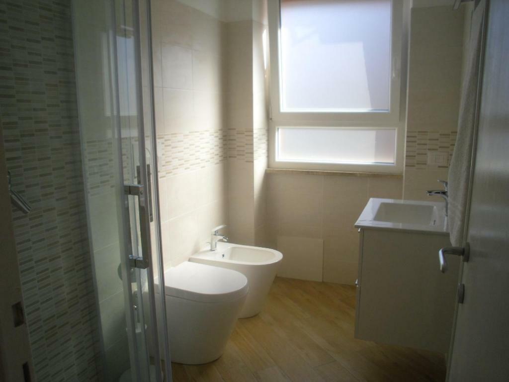 Lovely Little In Via Aurelia Apartment Rom